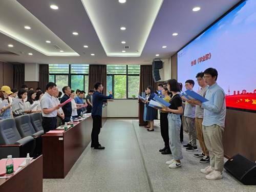 说明: //jw.mgdianzi.net/__local/5/F1/79/E4D1932DBF3D43A0CD021A61A60_858E3D65_1B2BE.jpg